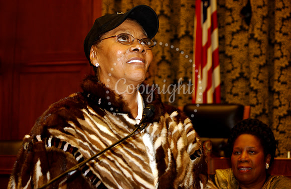Dionne Warwick At Official Conyers Portrait Unveiling, November 14, 2006.